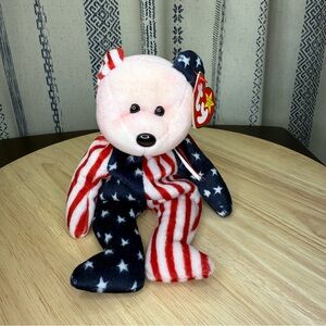 Spangle the Bear, a patriotic Beanie Baby released by Ty in 1999 - NWT
